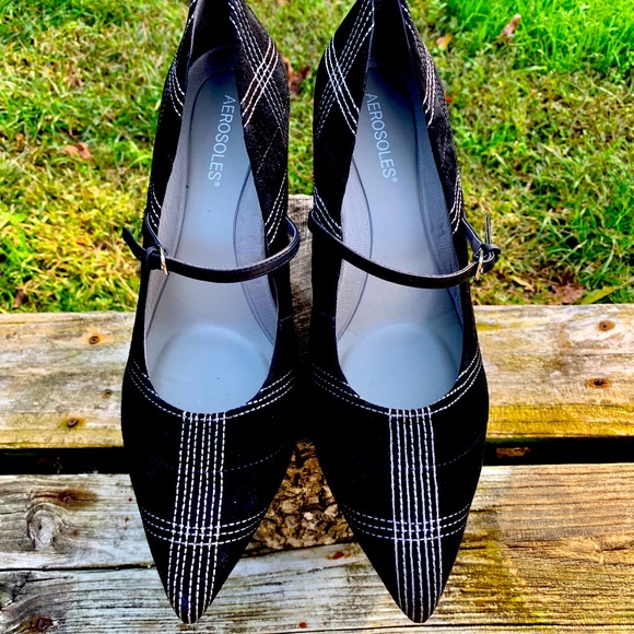 AEROSOLES Shoes - NWOT AEROSOLES BLACK SUEDE “TAX RETURN” Size-12
